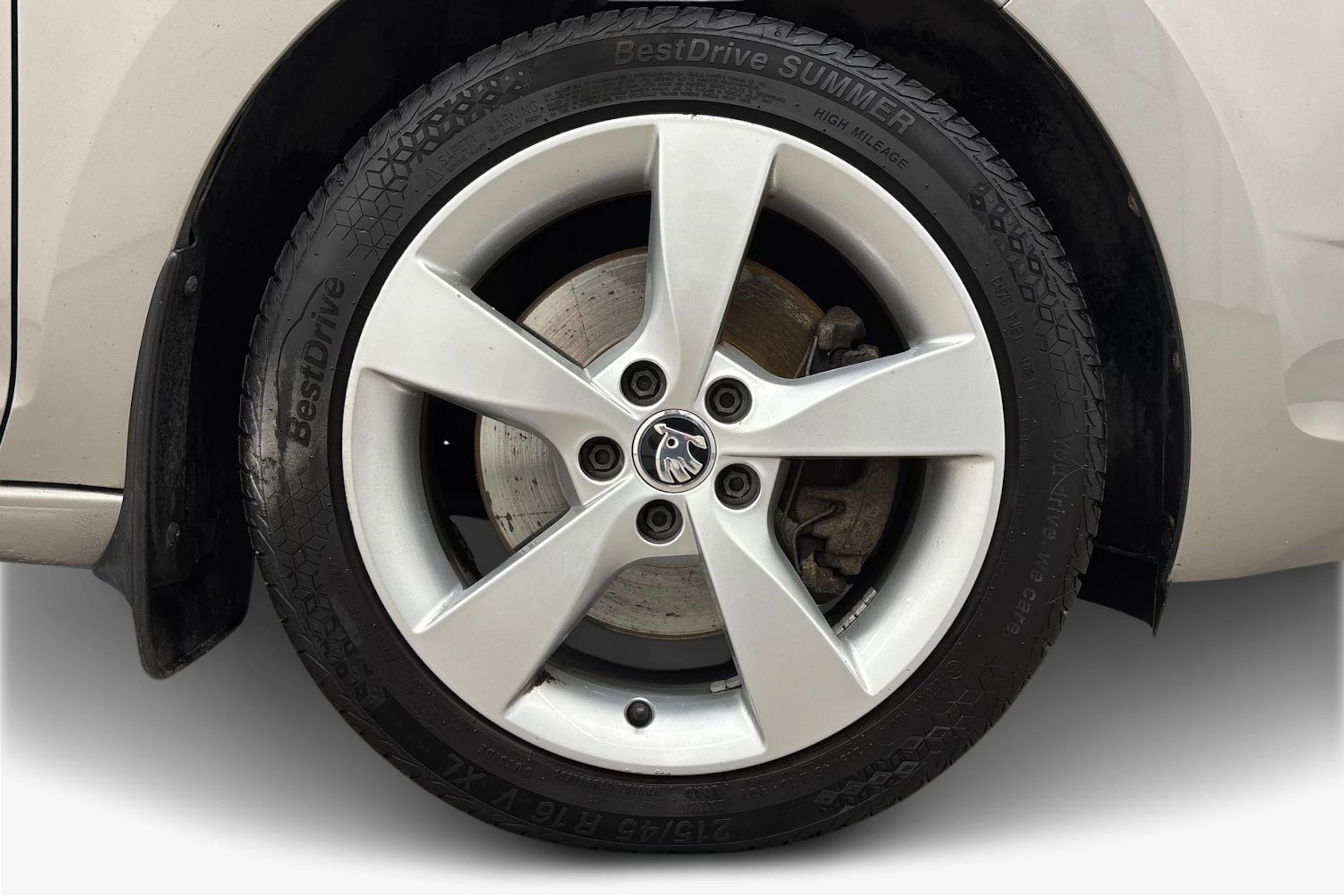 ruskea (beige) Skoda Rapid 2014 kuva 9.