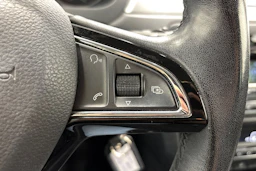ruskea (beige) Skoda Rapid 2014 kuva 14.