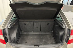 ruskea (beige) Skoda Rapid 2014 kuva 19.