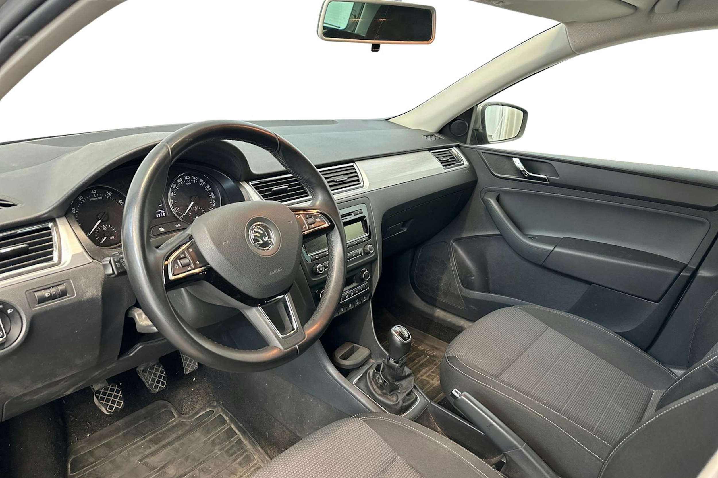 ruskea (beige) Skoda Rapid 2014 kuva 3.
