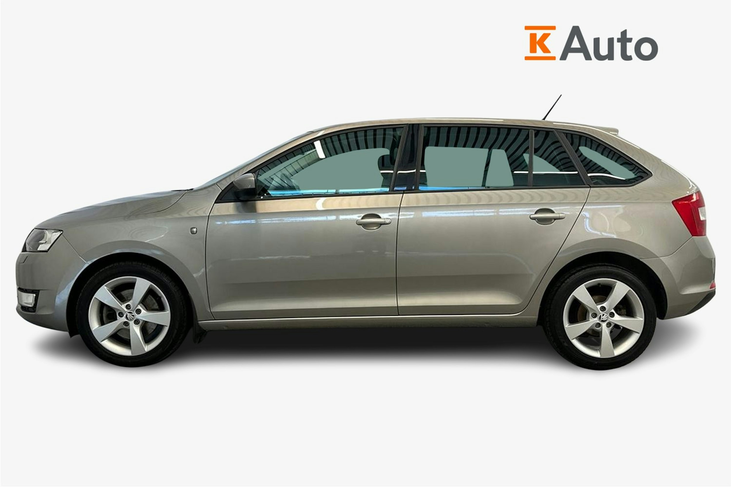 ruskea (beige) Skoda Rapid 2014 kuva 6.