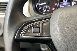 ruskea (beige) Skoda Rapid 2014 kuva 18.