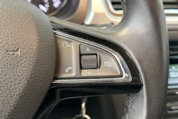 ruskea (beige) Skoda Rapid 2014 kuva 19.