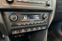 ruskea (beige) Skoda Rapid 2014 kuva 21.