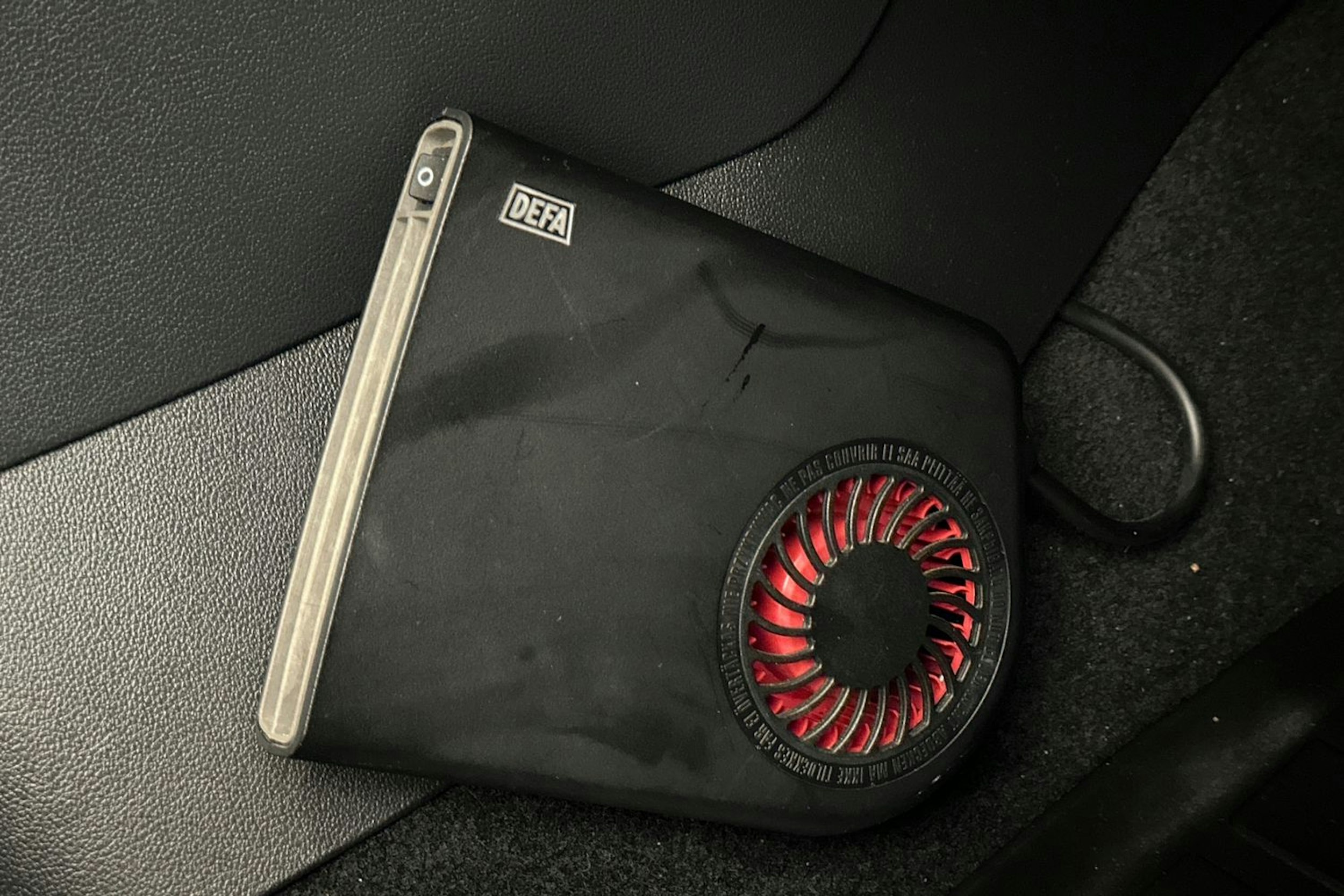 Punainen Skoda RAPID 2015 kuva 24.