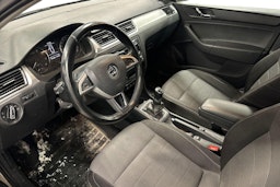 ruskea (beige) Skoda Rapid 2015 kuva 3.