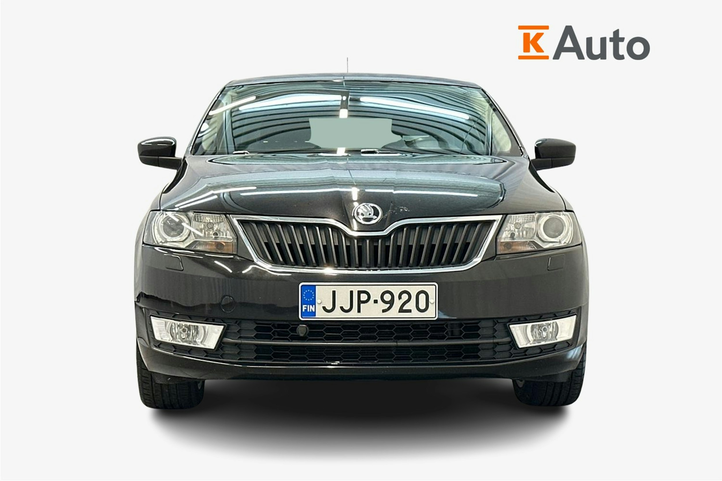 musta Skoda Rapid 2015 kuva 2.