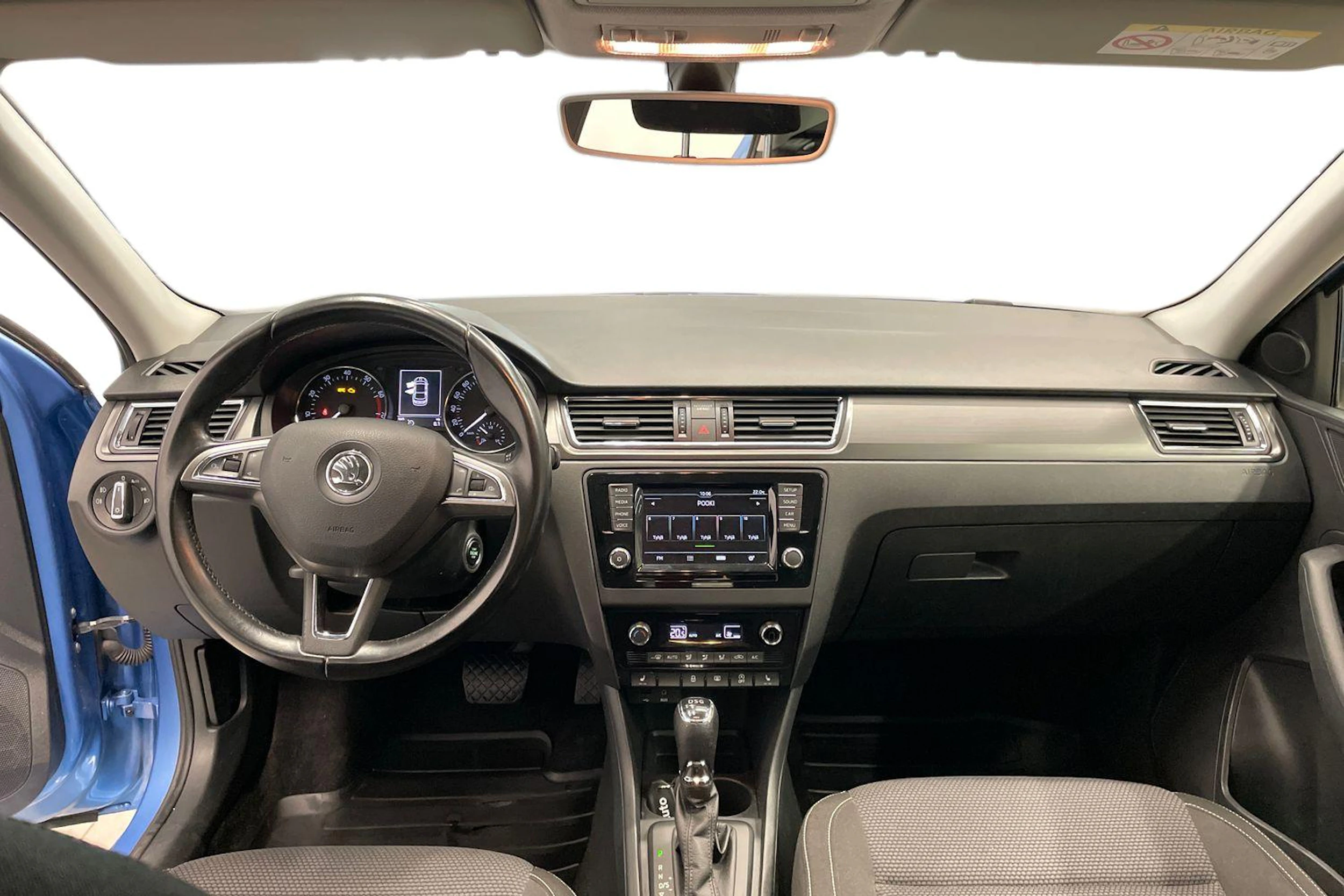 Sininen Skoda RAPID 2016 kuva 7.