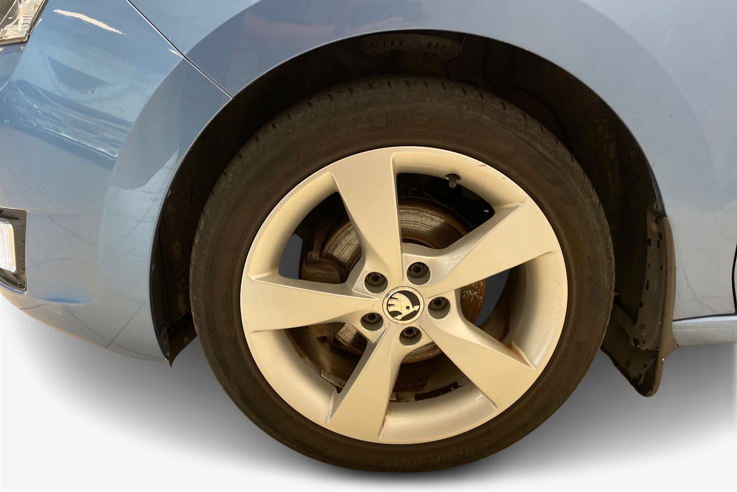 Sininen Skoda RAPID 2016 kuva 9.