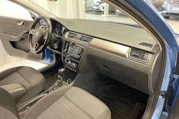 Sininen Skoda RAPID 2016 kuva 19.