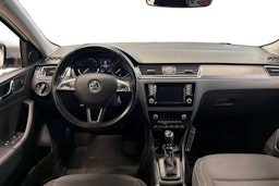 Valkoinen Skoda RAPID 2016 kuva 9.