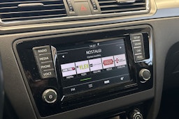 Valkoinen Skoda RAPID 2016 kuva 17.