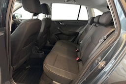 harmaa Skoda Rapid 2016 kuva 8.