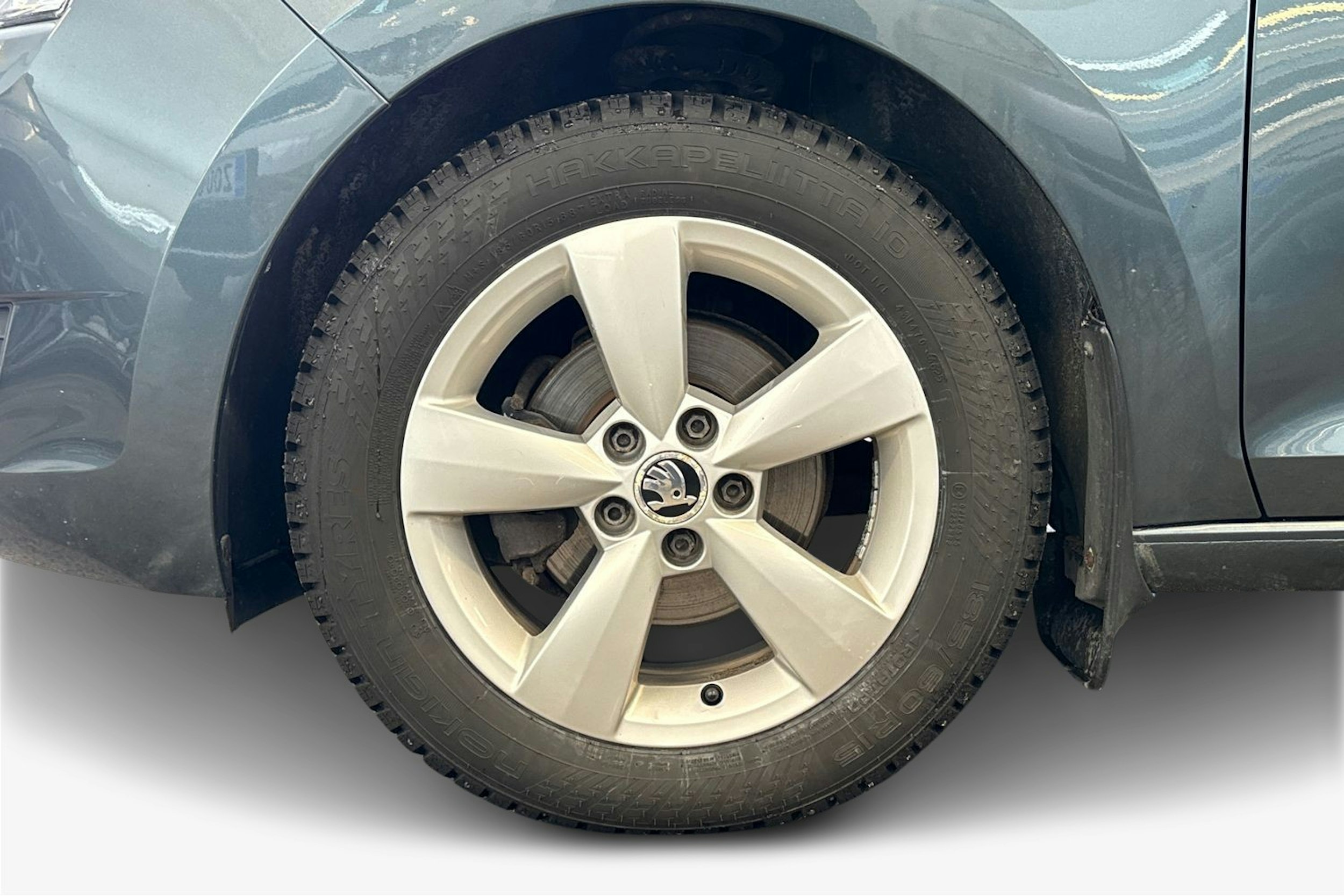 harmaa Skoda Rapid 2016 kuva 9.