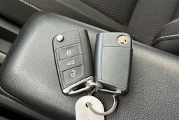 harmaa Skoda Rapid 2016 kuva 18.