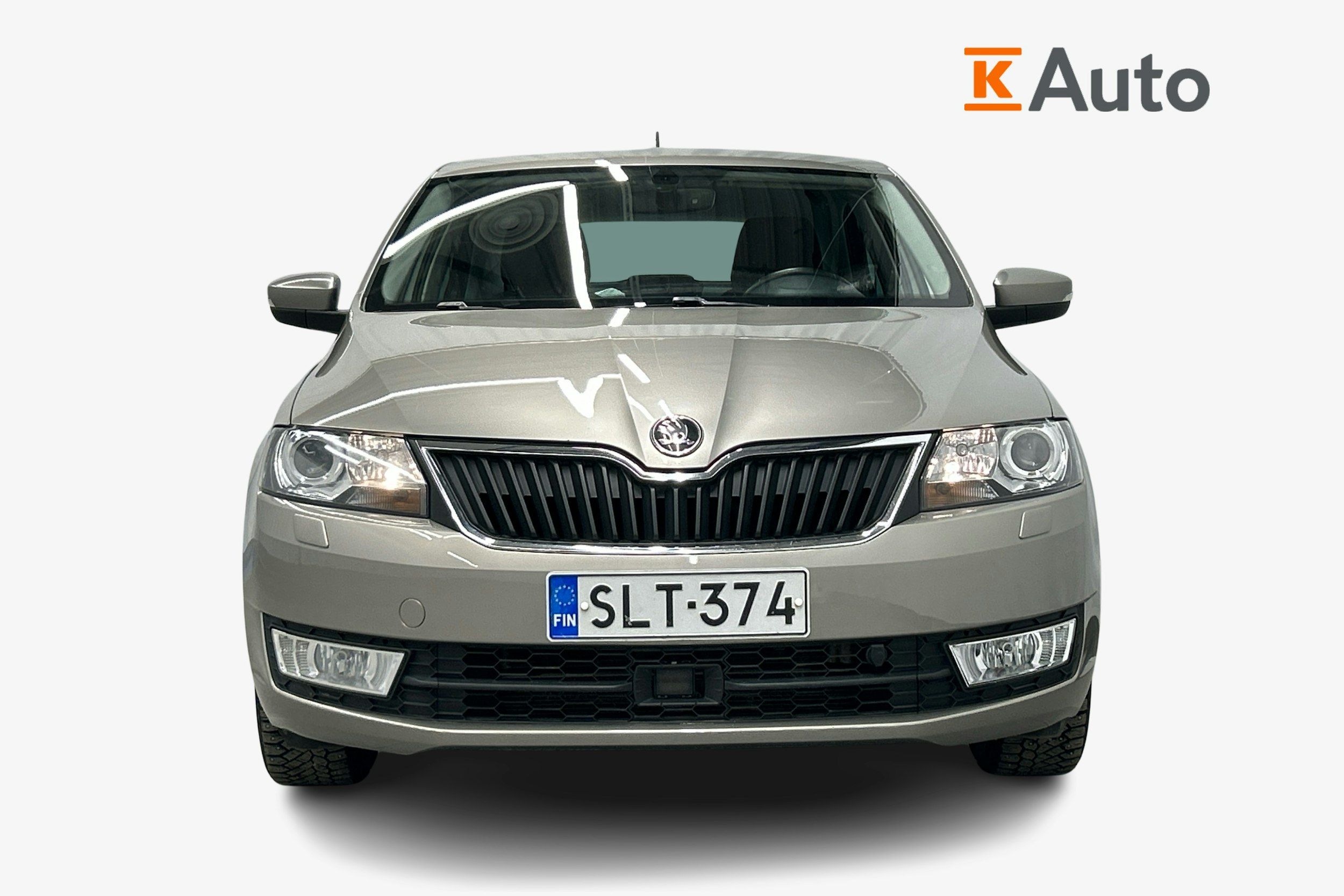 ruskea (beige) Skoda Rapid 2016 kuva 4.