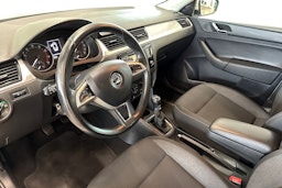 valkoinen Skoda Rapid 2016 kuva 9.