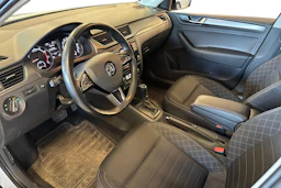 valkoinen Skoda Rapid 2017 kuva 3.