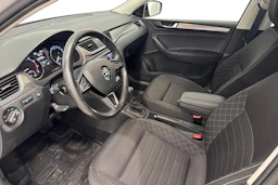 valkoinen Skoda Rapid 2018 kuva 8.