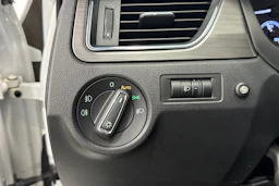valkoinen Skoda Rapid 2018 kuva 18.