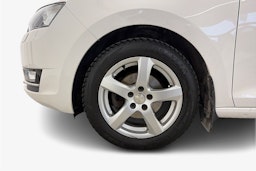 valkoinen Skoda Rapid 2018 kuva 11.