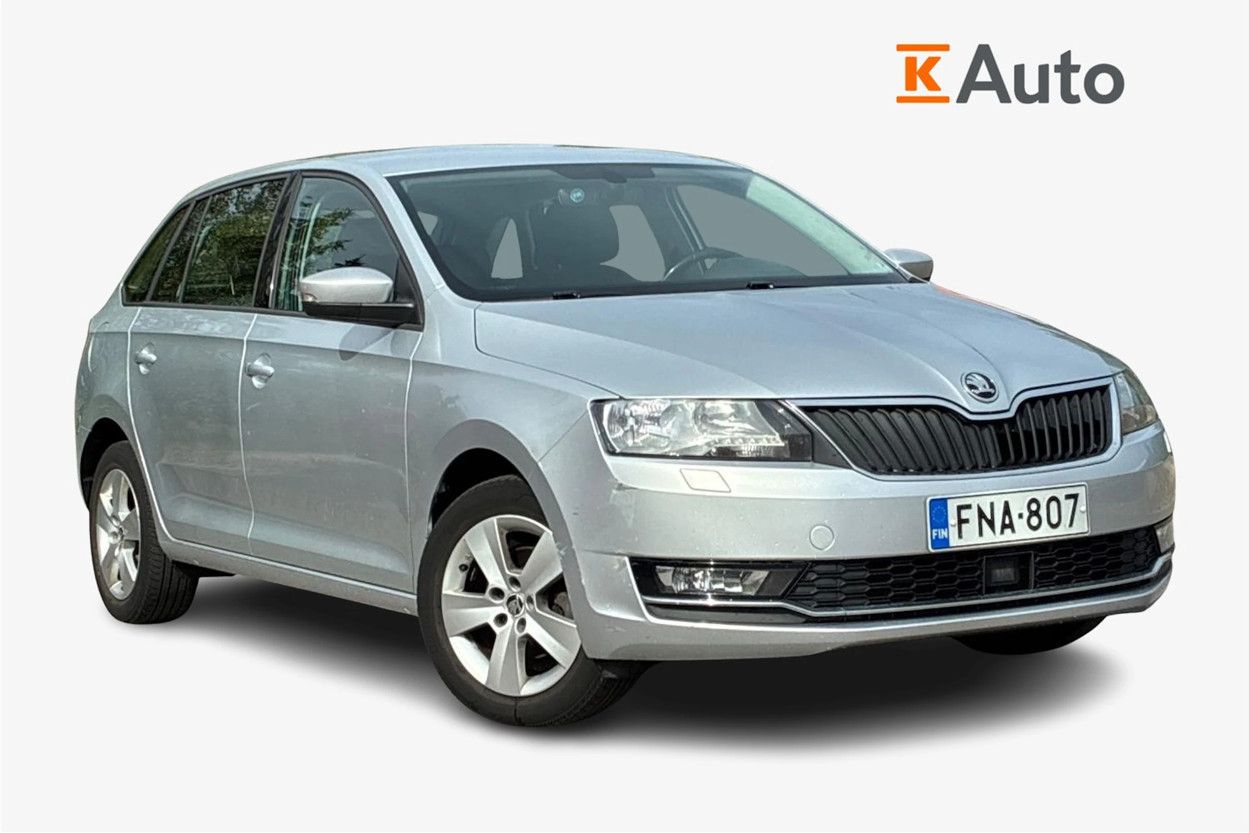 harmaa Skoda Rapid 2018 kuva 1.