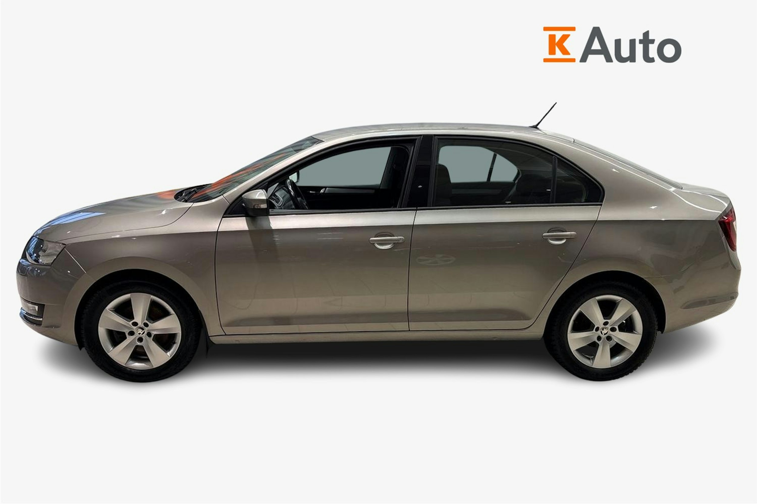 Ruskea (beige) Skoda RAPID 2018 kuva 6.