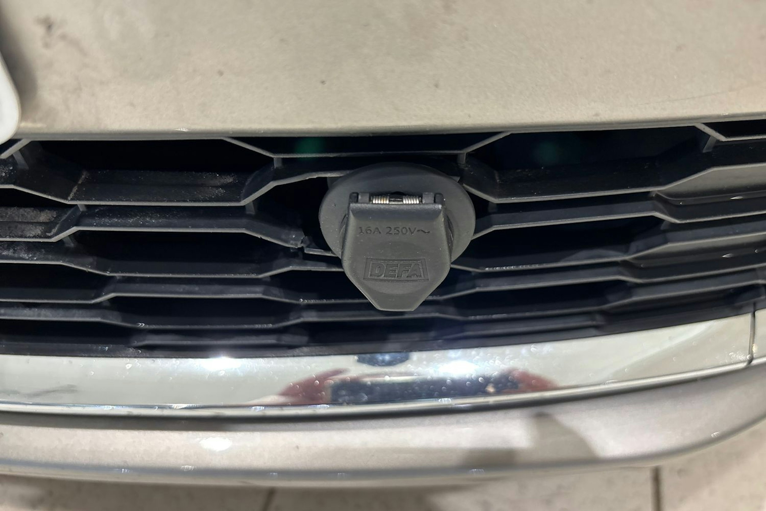 Ruskea (beige) Skoda RAPID 2018 kuva 13.