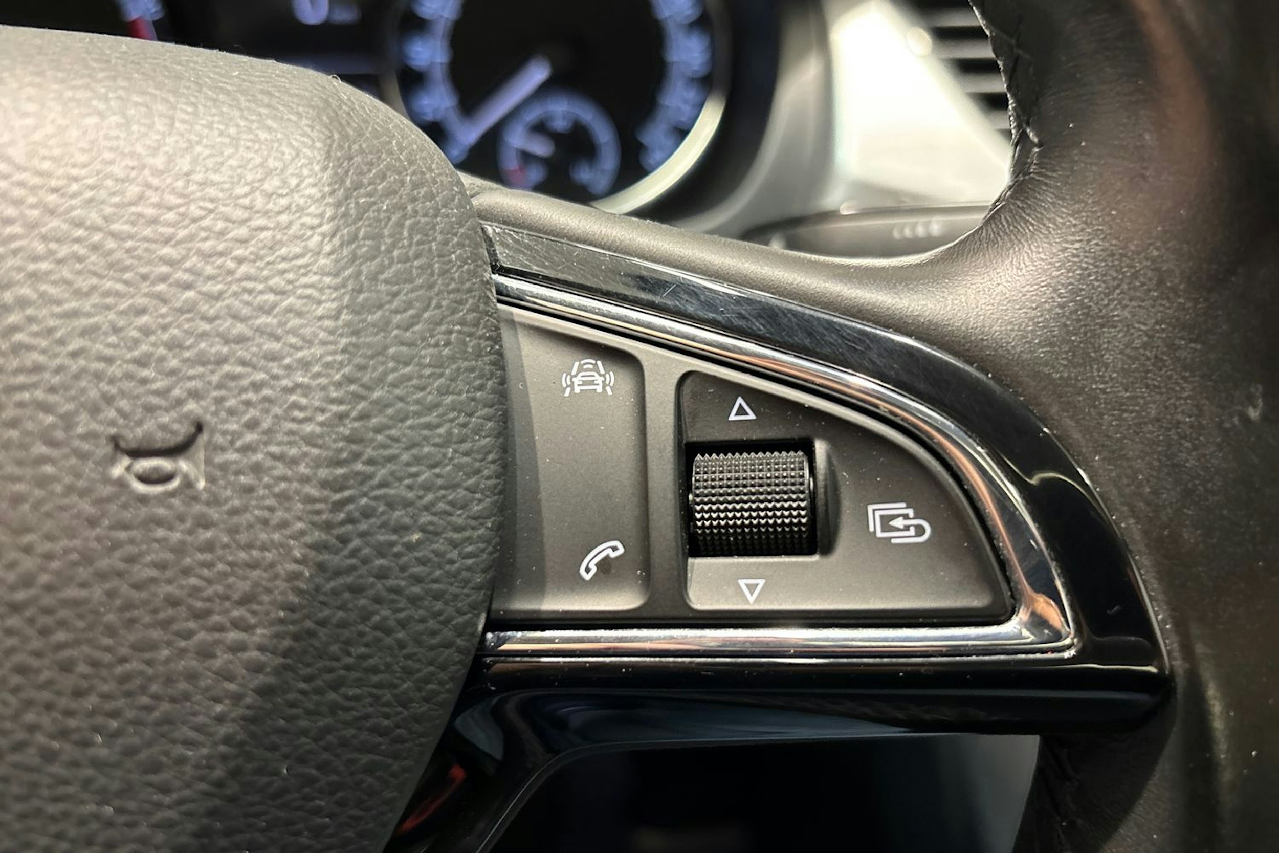 Ruskea (beige) Skoda RAPID 2018 kuva 19.