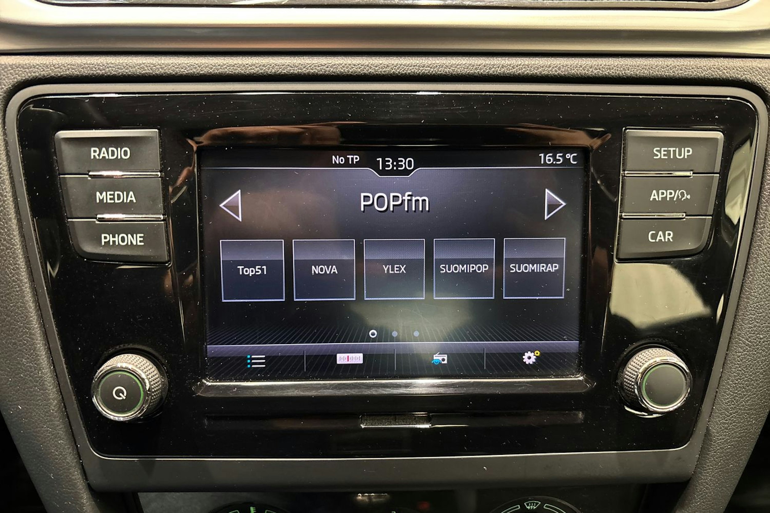 Ruskea (beige) Skoda RAPID 2018 kuva 21.