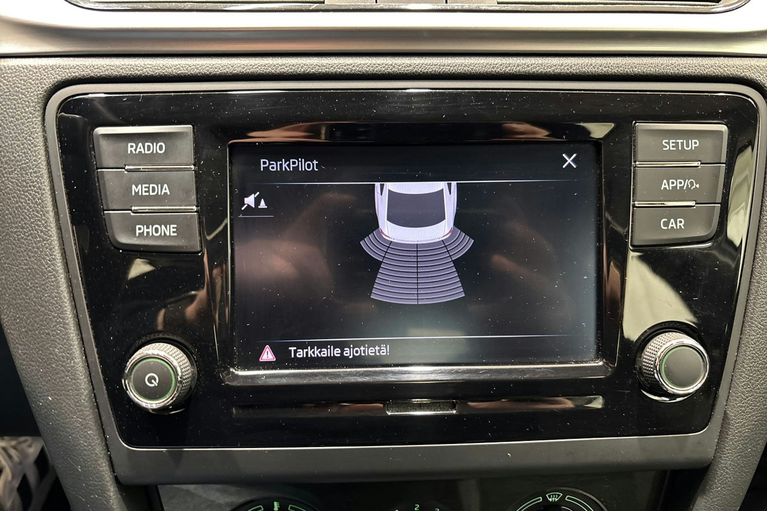 Ruskea (beige) Skoda RAPID 2018 kuva 23.