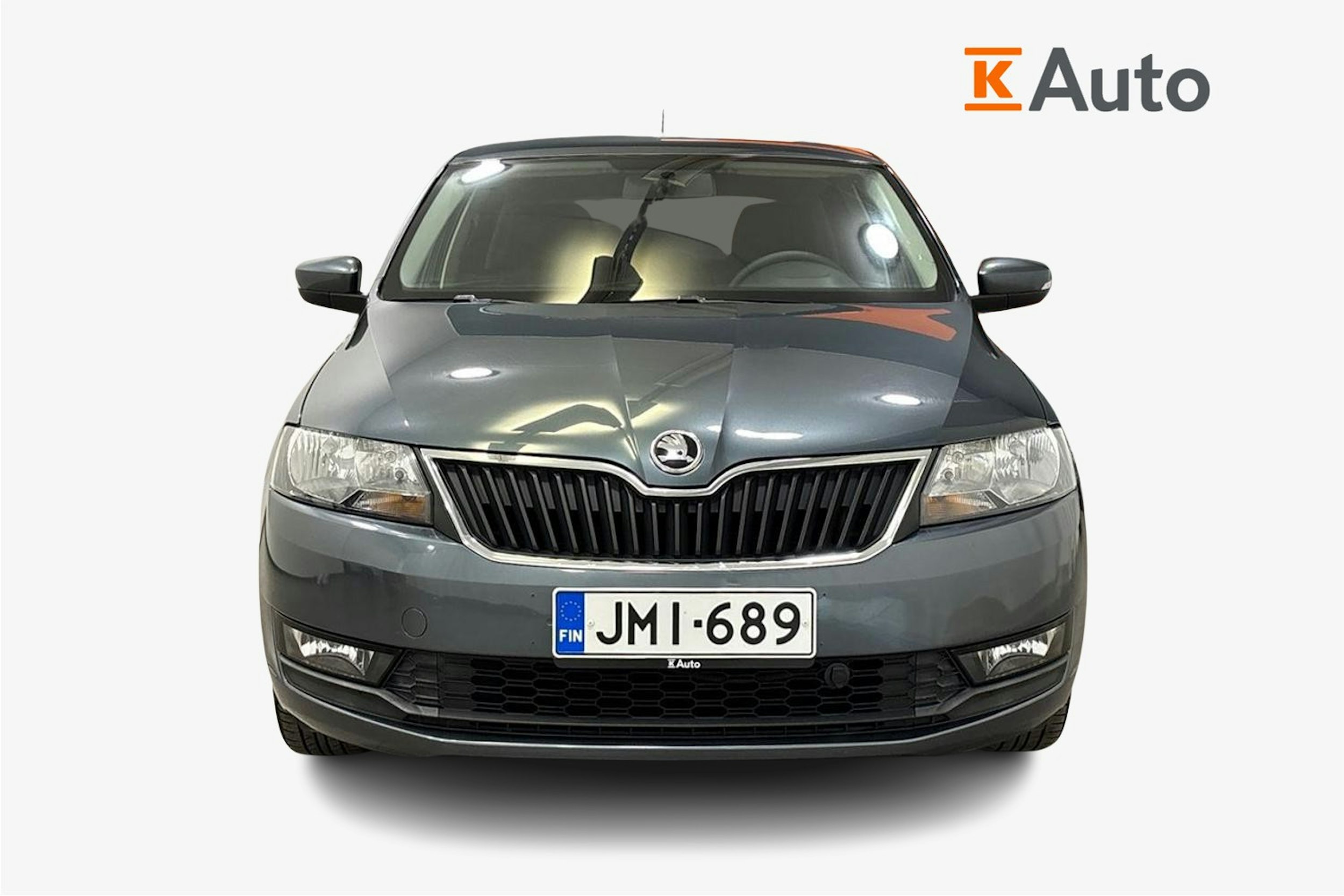 harmaa Skoda Rapid 2019 kuva 4.