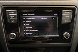 harmaa Skoda Rapid 2019 kuva 15.