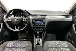 harmaa Skoda Rapid 2019 kuva 7.