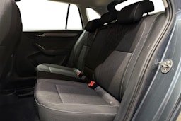 harmaa Skoda Rapid 2019 kuva 8.