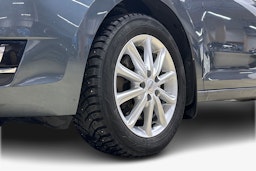 harmaa Skoda Rapid 2019 kuva 9.