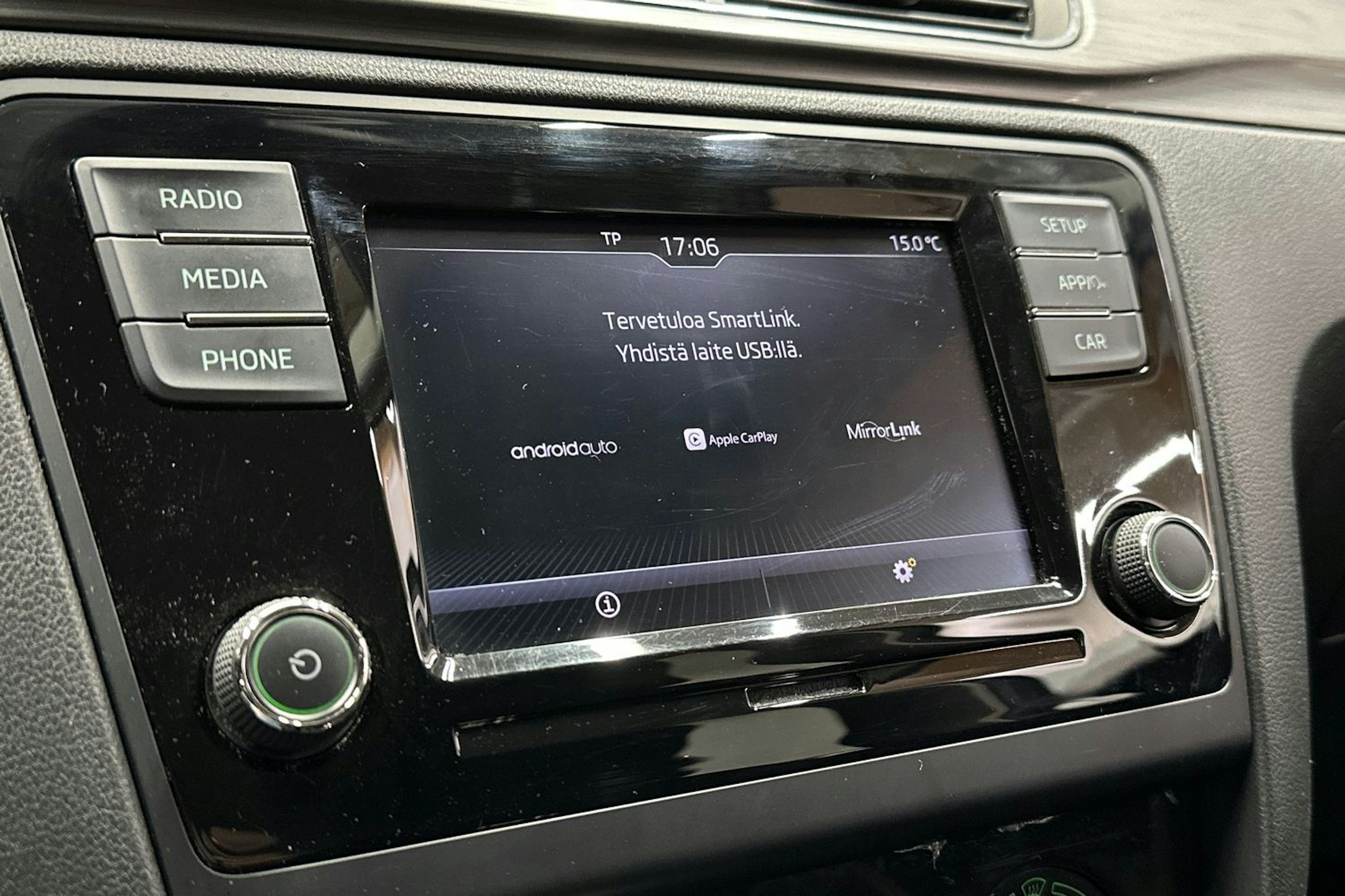 harmaa Skoda Rapid 2019 kuva 17.