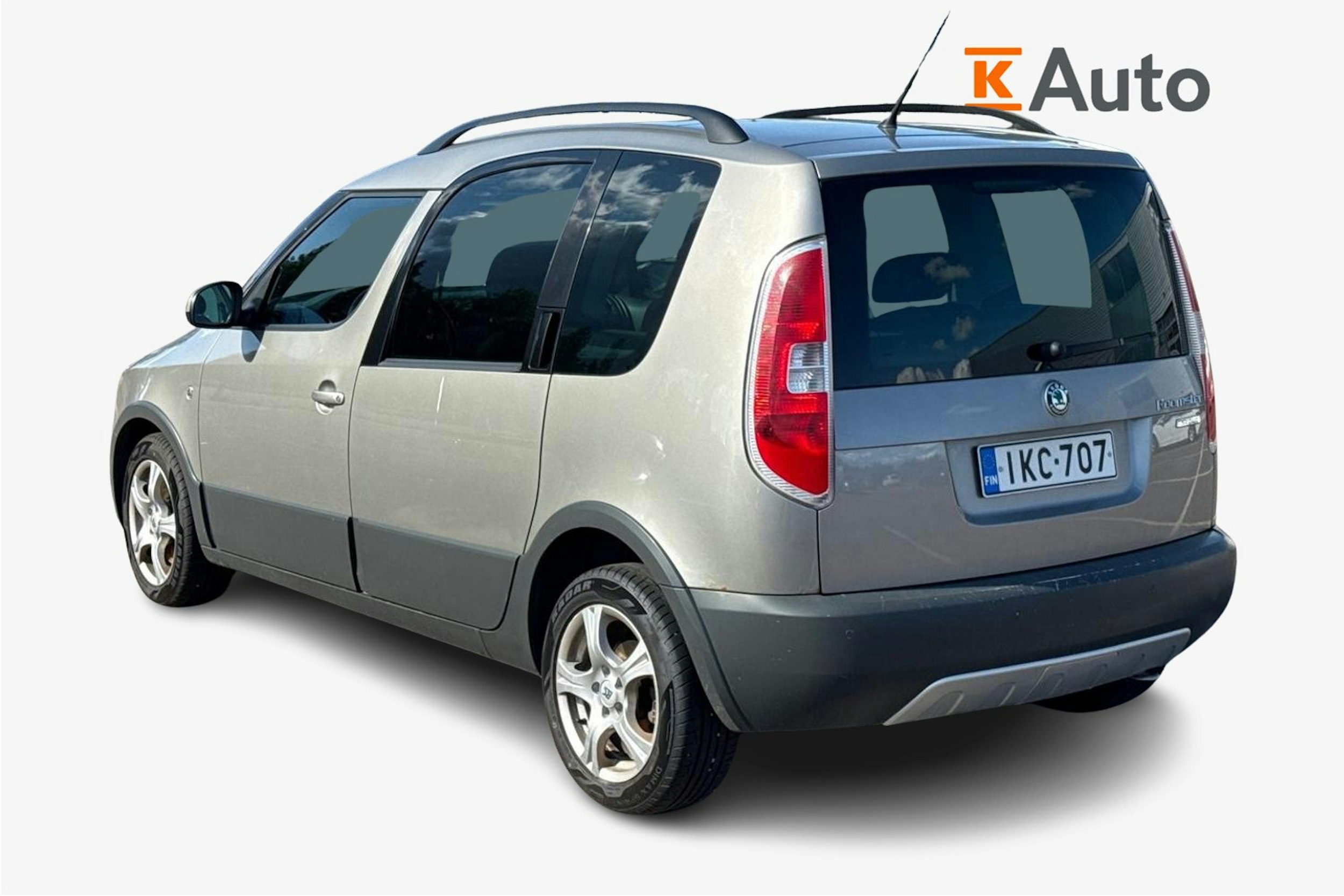 Ruskea (beige) Skoda Roomster 2011 kuva 2.