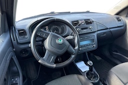 Ruskea (beige) Skoda Roomster 2011 kuva 6.
