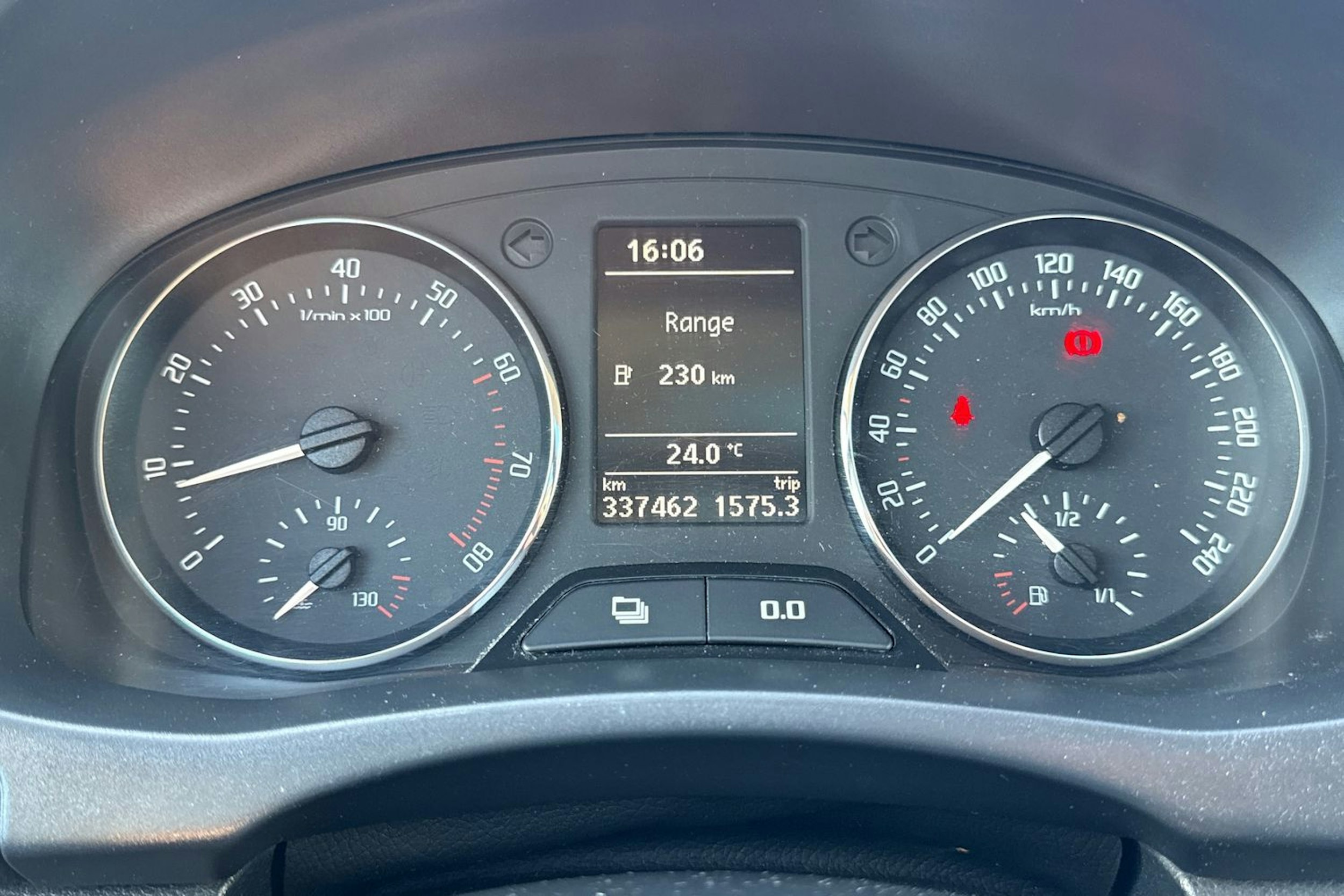 Ruskea (beige) Skoda Roomster 2011 kuva 13.