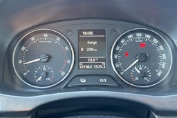 Ruskea (beige) Skoda Roomster 2011 kuva 13.