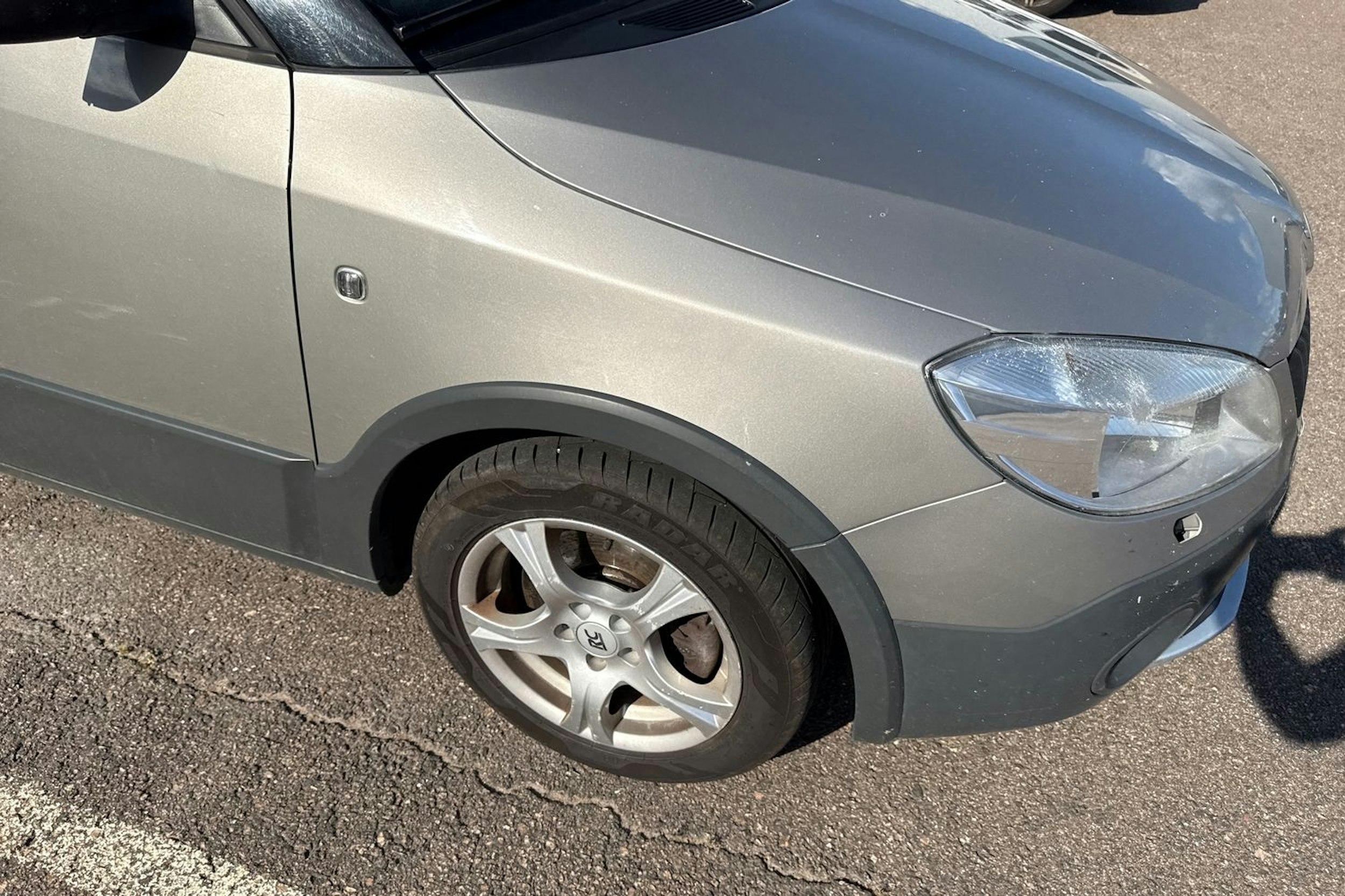 Ruskea (beige) Skoda Roomster 2011 kuva 31.