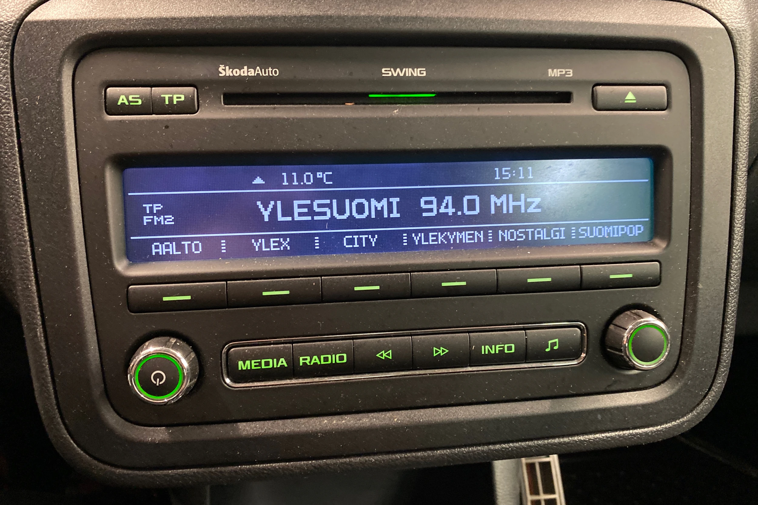 punainen Skoda Roomster 2012 kuva 18.