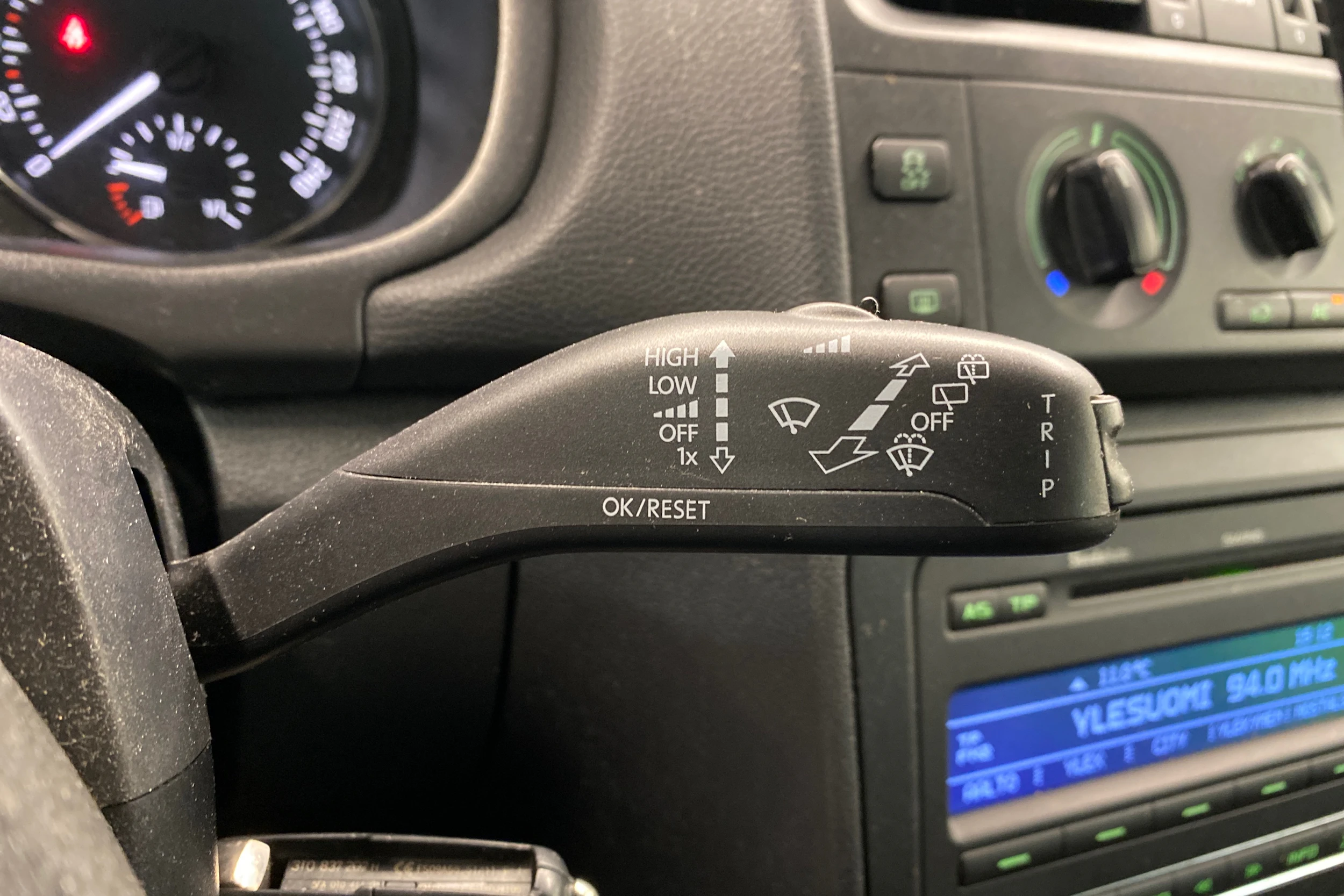 punainen Skoda Roomster 2012 kuva 22.