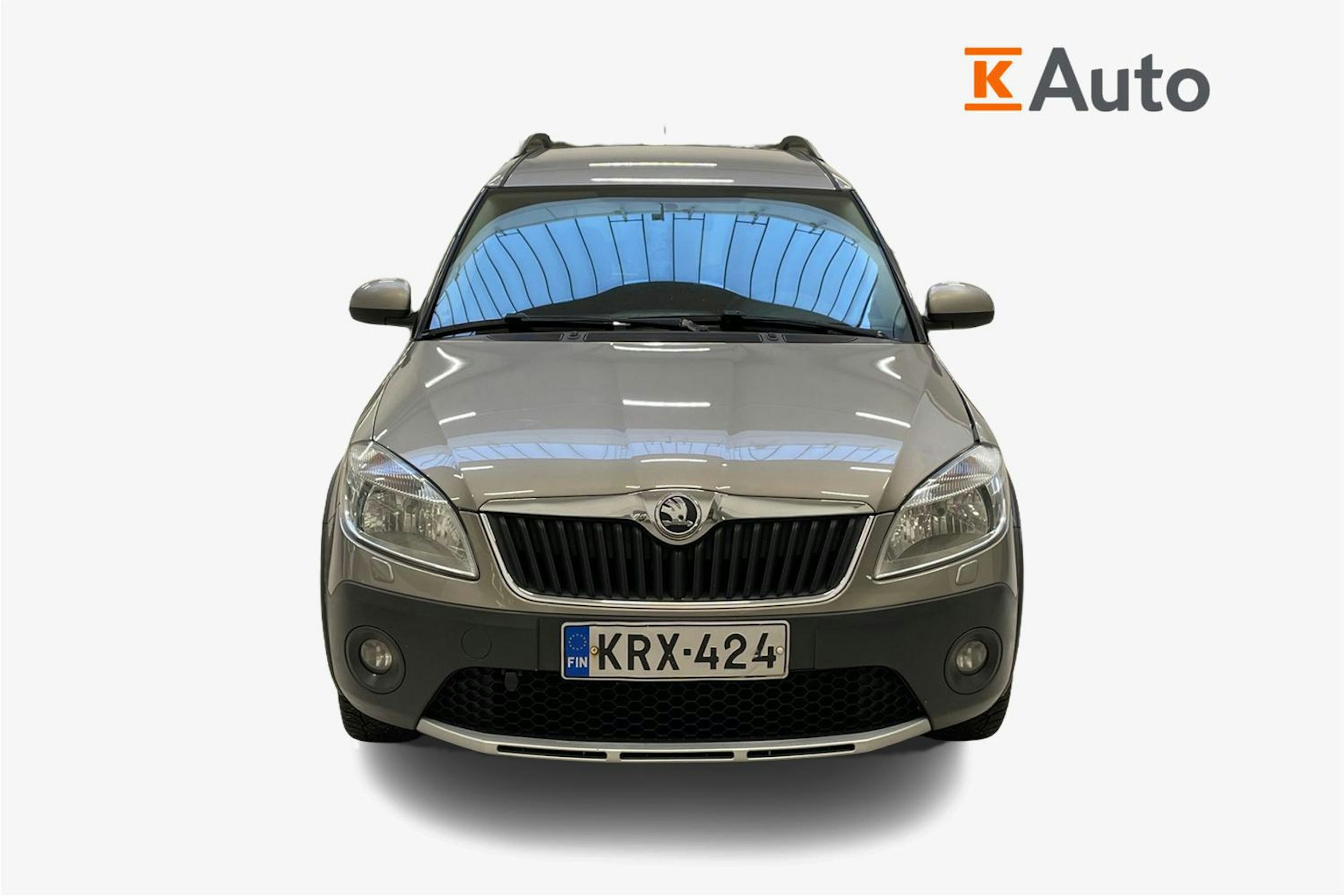 ruskea (beige) Skoda Roomster 2013 kuva 4.