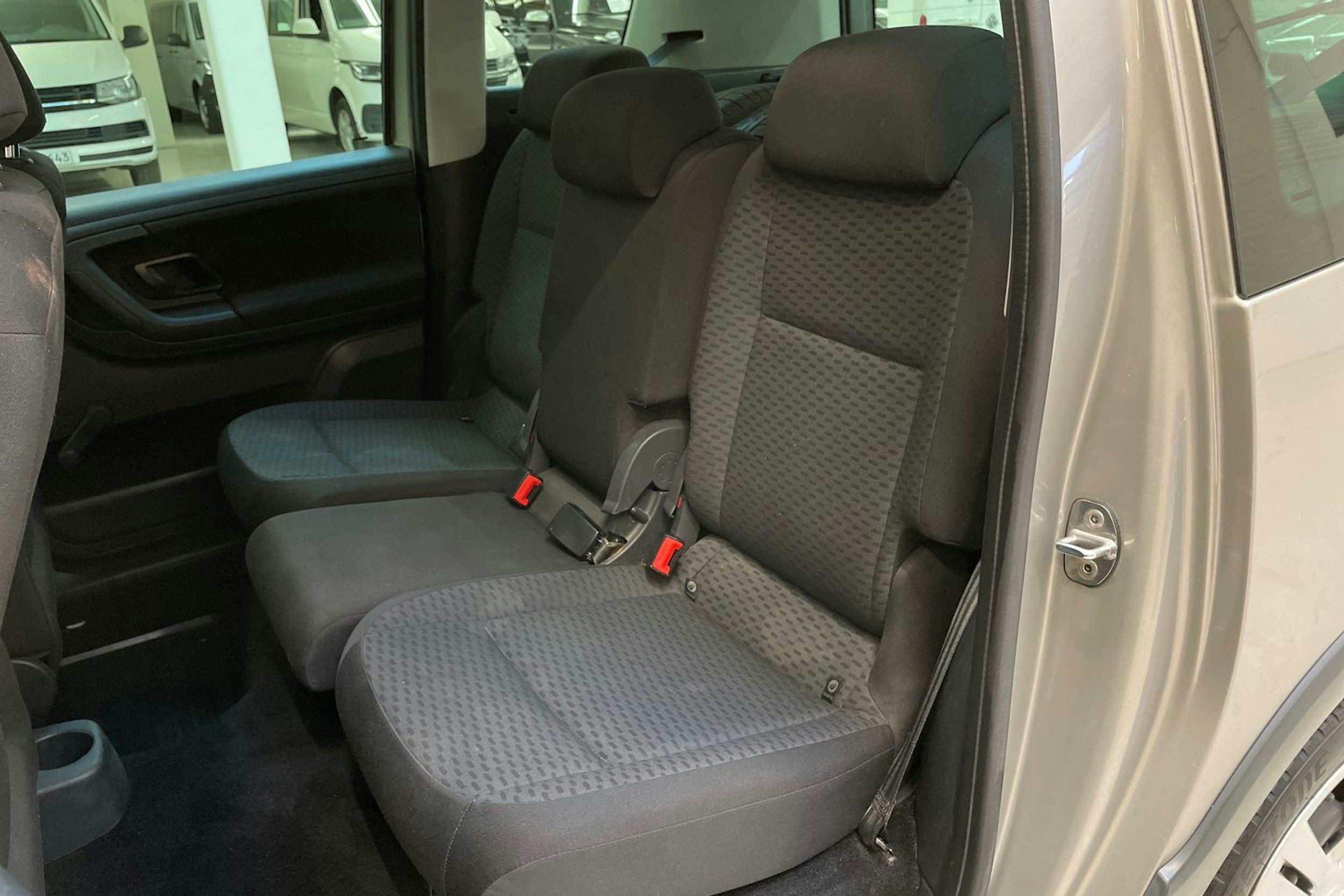 ruskea (beige) Skoda Roomster 2013 kuva 12.