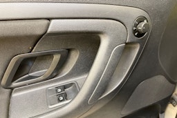 ruskea (beige) Skoda Roomster 2013 kuva 20.