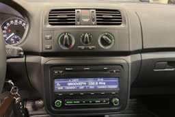 ruskea (beige) Skoda Roomster 2013 kuva 21.