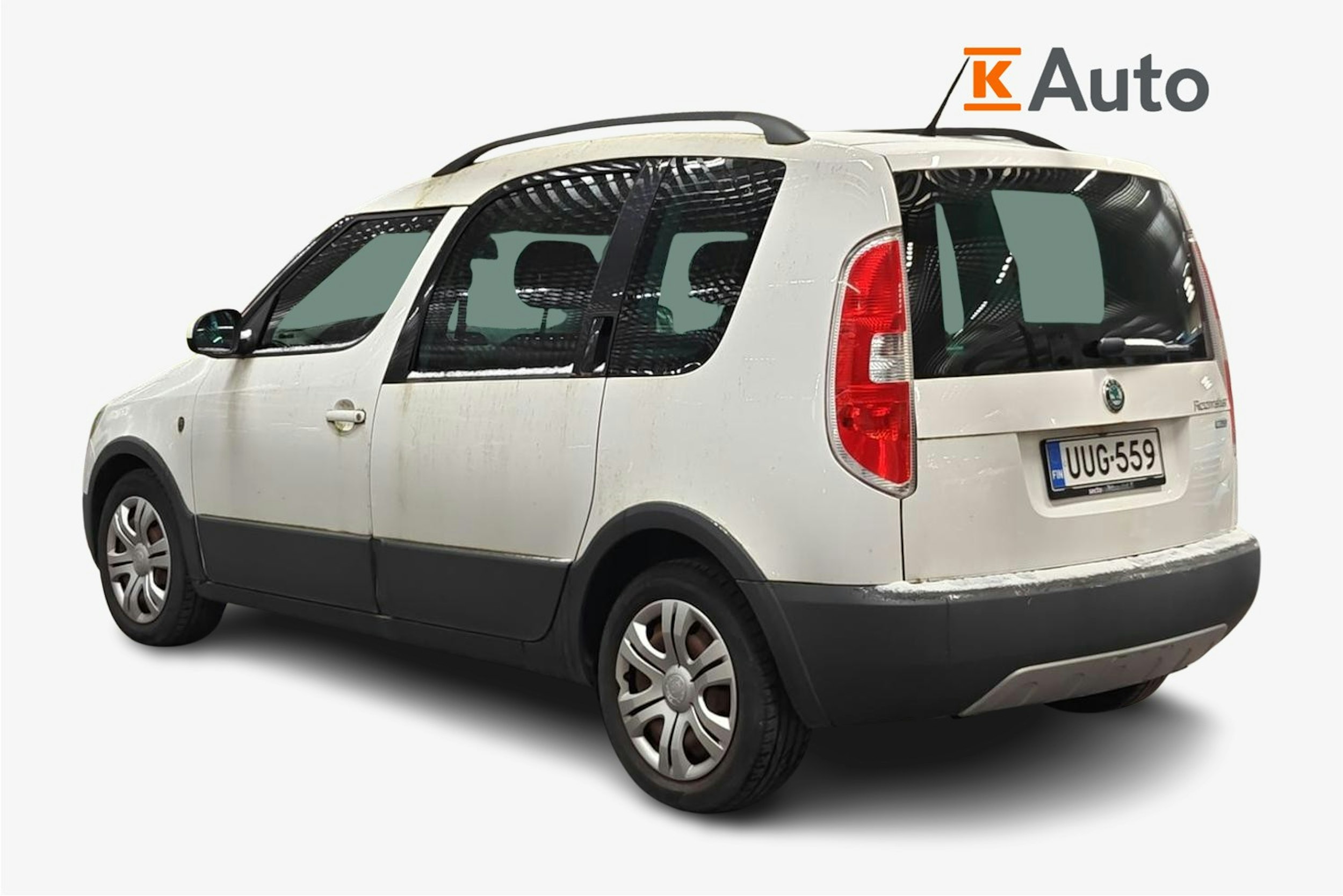 valkoinen Skoda Roomster 2013 kuva 2.