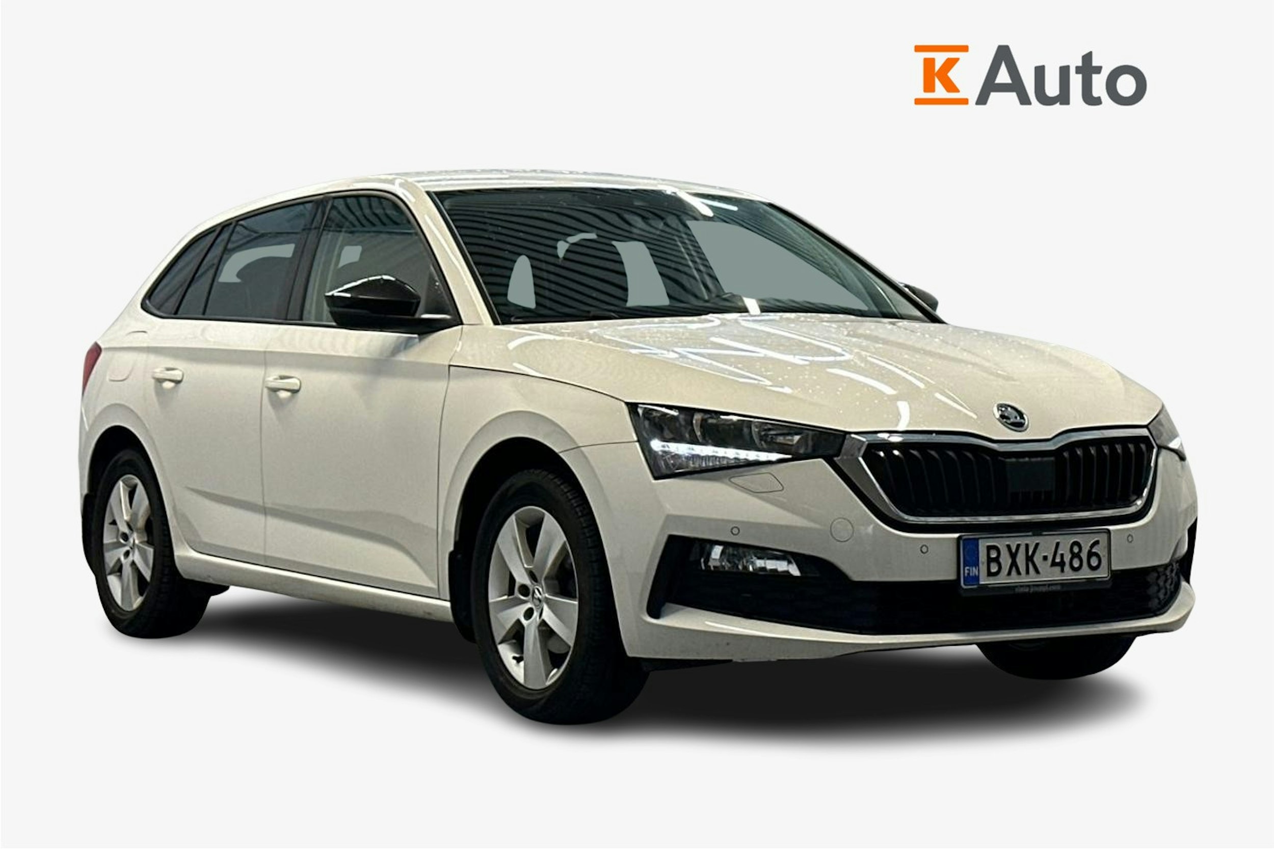 valkoinen Skoda Scala 2019 kuva 1.